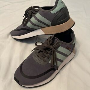 Adidas Athletic Shoe dark grey and mint green accents. Excellent condition.